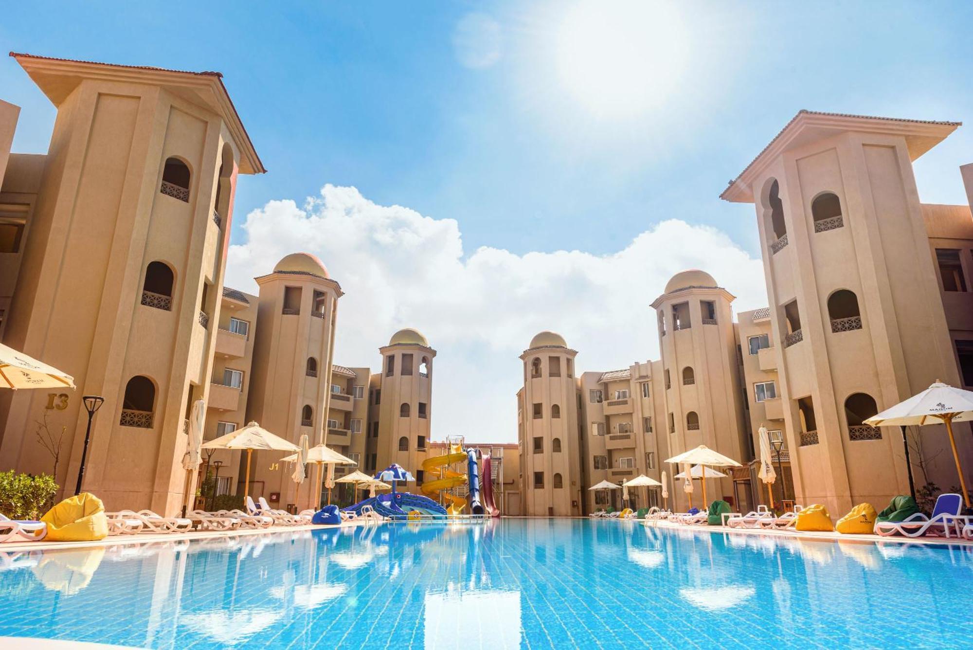 Marom Port Said Resort & Beach Exterior photo