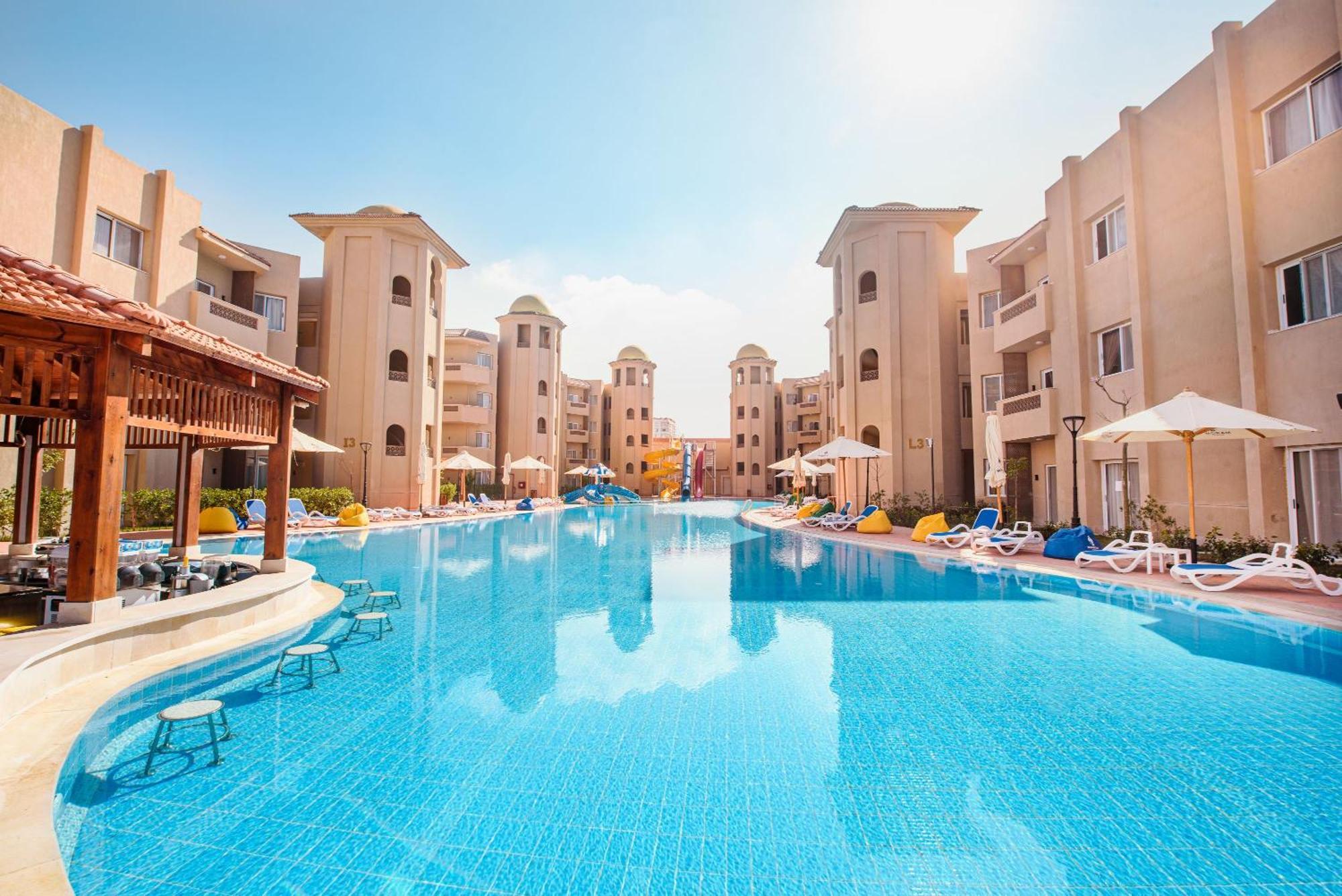 Marom Port Said Resort & Beach Exterior photo